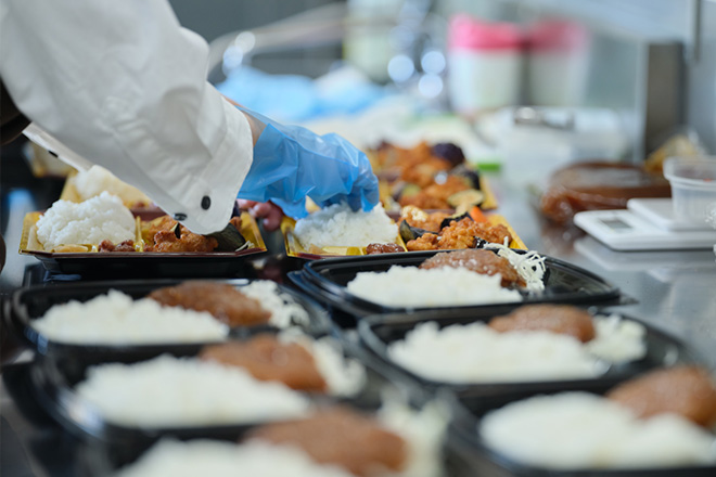 お弁当・お惣菜などの商品づくりを体験