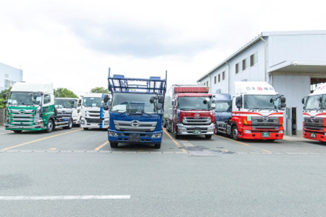 大型トラック乗車体験、キャリアカー操作体験