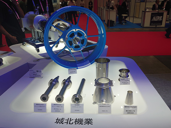 バイクホイール工場に潜入！CAD＆塗装体験！