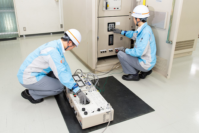 高圧電気設備の過電流継電器の試験