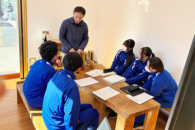 話し合い、振り返り