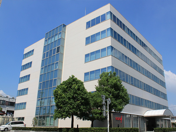 アパレル商品の販売の仕組みを学び、ヒット商品をプロデュースしよう!